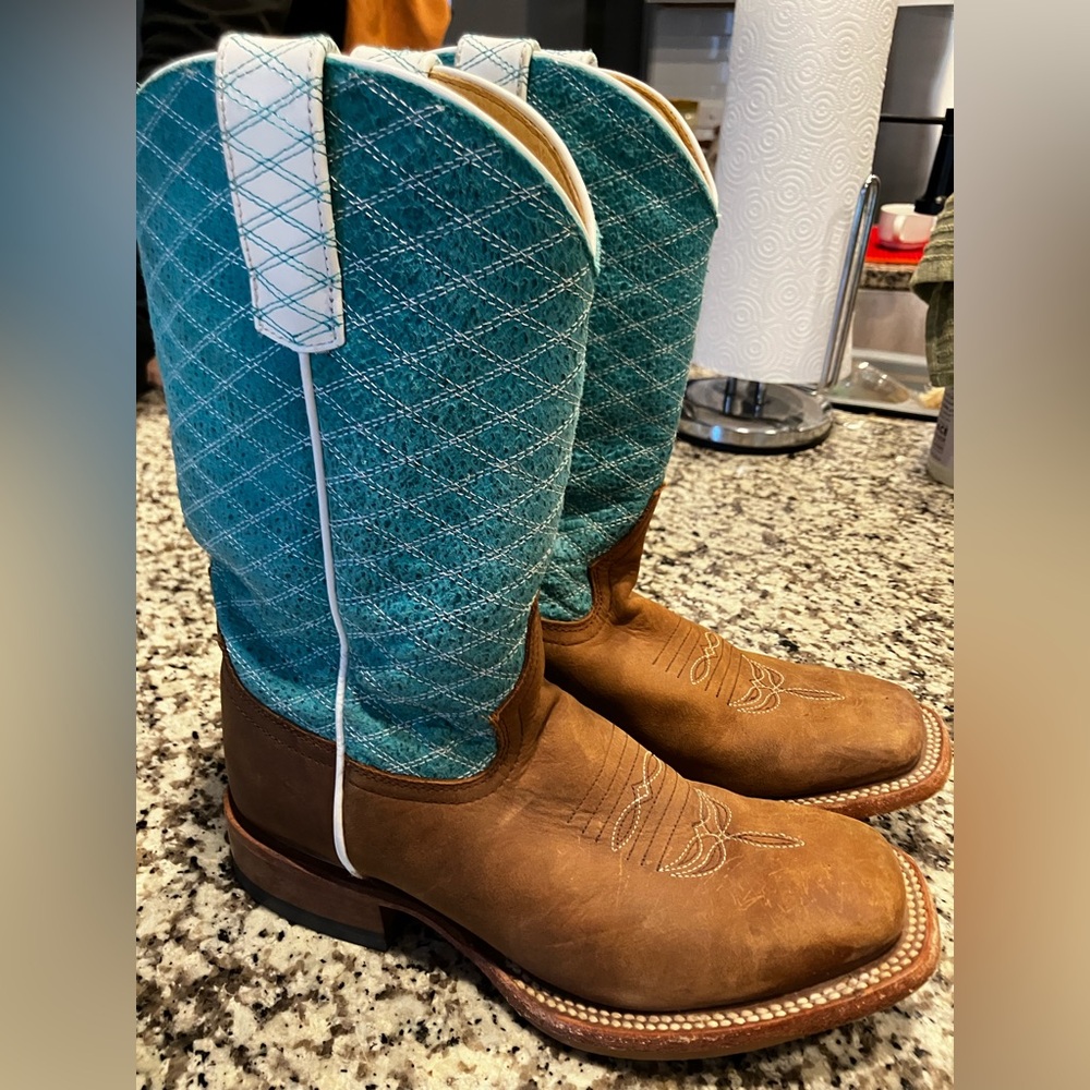 Macie Bean Tan and Turquoise Boots Girls Size 3 Worn Once